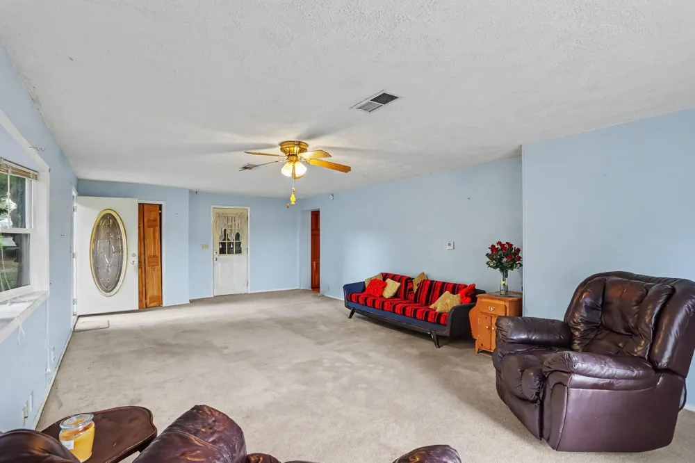 24156 Banker Street Sturgis, MI 49091
