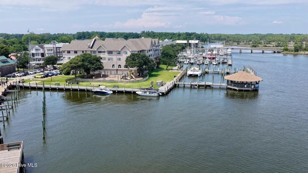330 Fernando Street Manteo, NC 27954