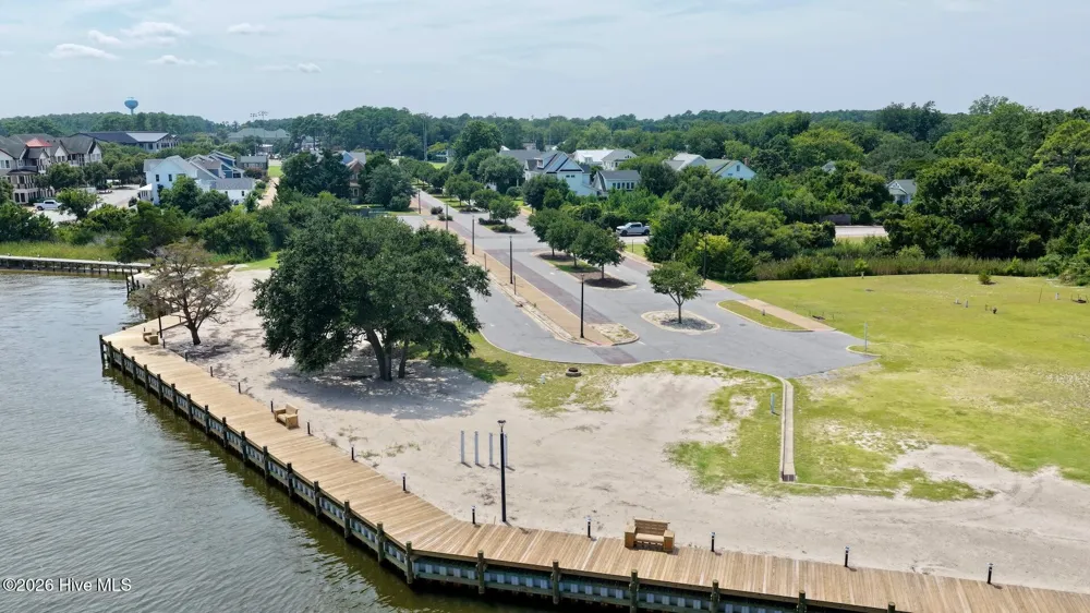330 Fernando Street Manteo, NC 27954