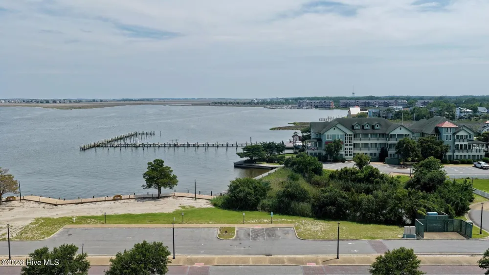 330 Fernando Street Manteo, NC 27954