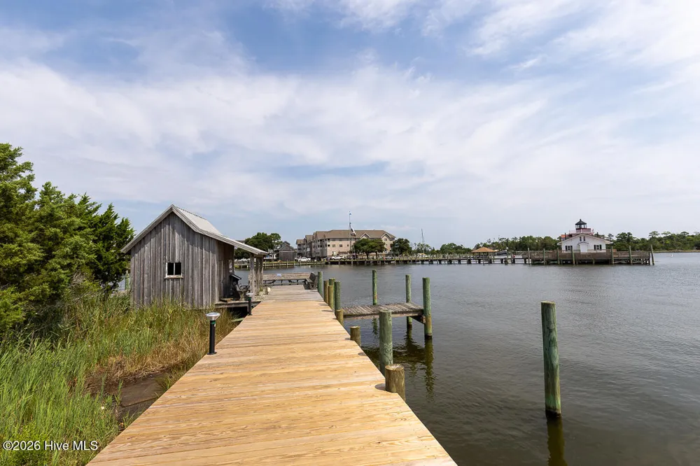 330 Fernando Street Manteo, NC 27954