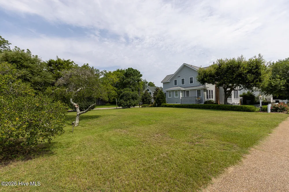 330 Fernando Street Manteo, NC 27954