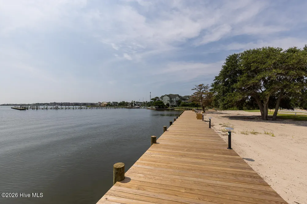 330 Fernando Street Manteo, NC 27954