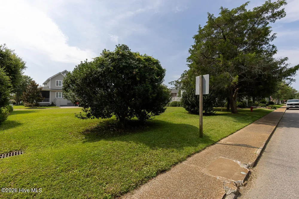 330 Fernando Street Manteo, NC 27954
