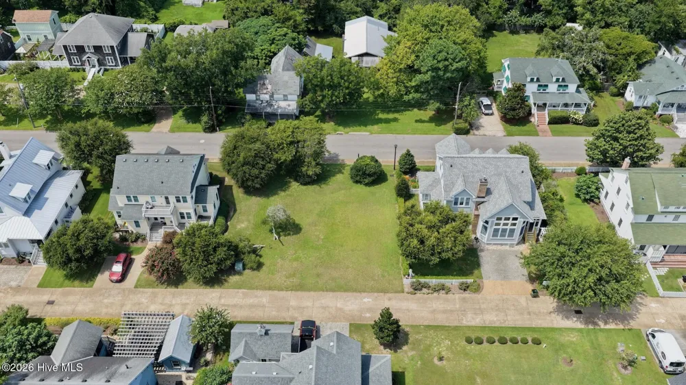 330 Fernando Street Manteo, NC 27954
