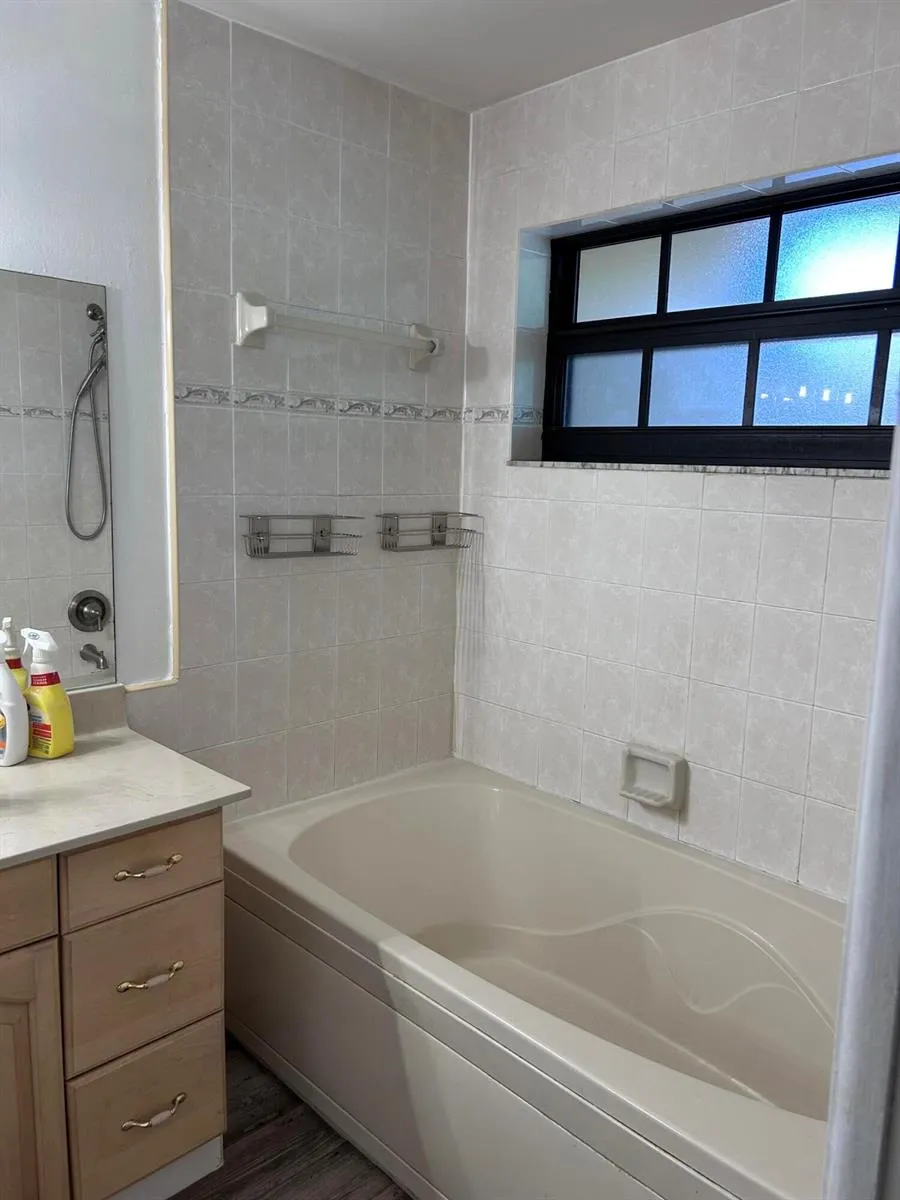 8017 NW 27TH COURT #023 Sunrise, FL 33322