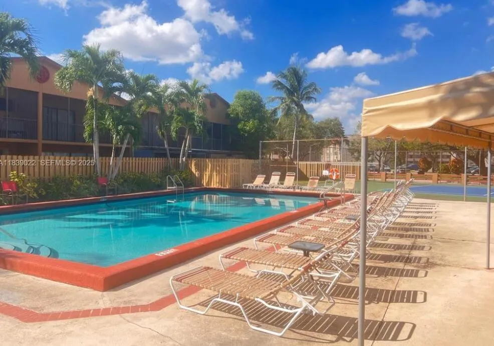 8017 NW 27TH COURT #023 Sunrise, FL 33322