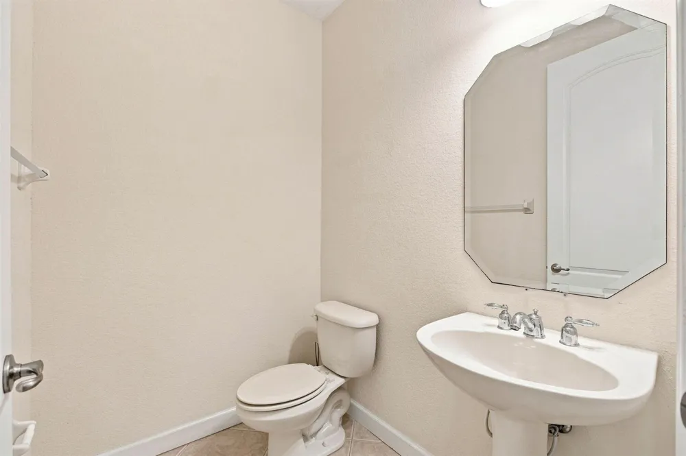 6179 NW Helmsdale Way Port St. Lucie, FL 34983