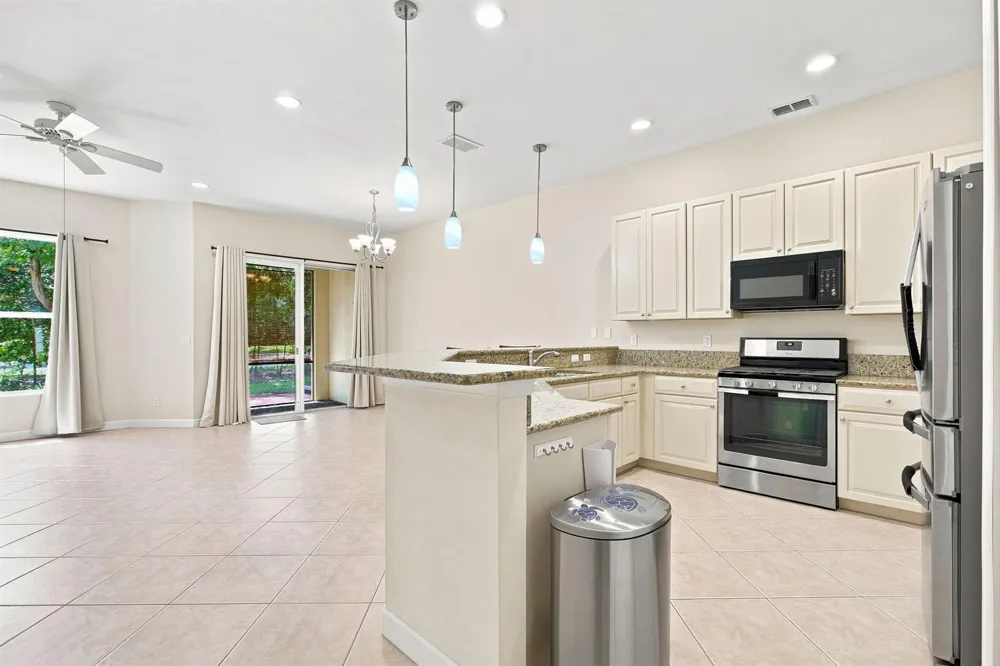 6179 NW Helmsdale Way Port St. Lucie, FL 34983