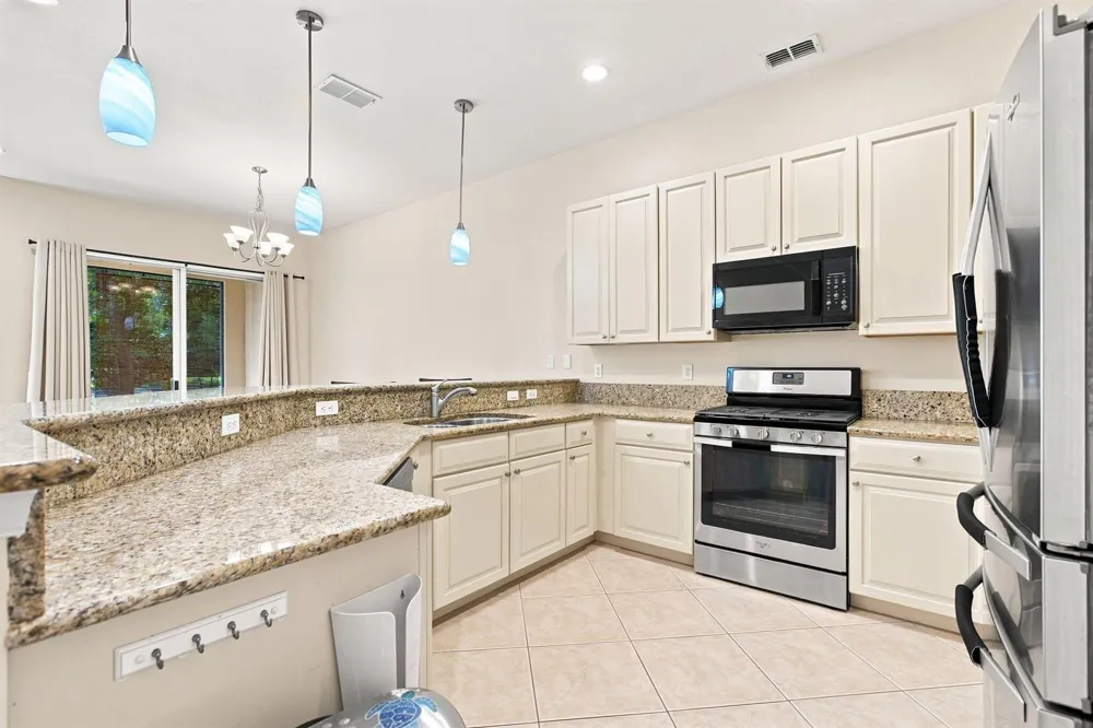 6179 NW Helmsdale Way Port St. Lucie, FL 34983