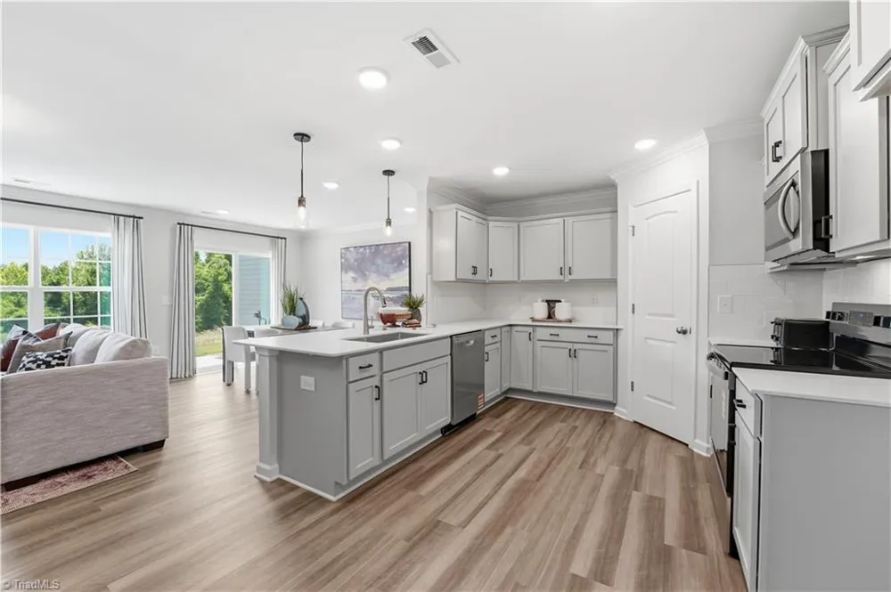 313 Little Creek Drive Graham, NC 27253