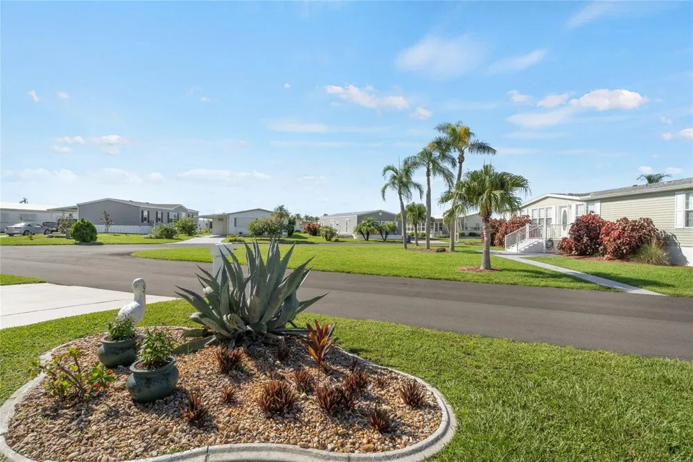 700 FAIRMOUNT DRIVE North Port, FL 34287