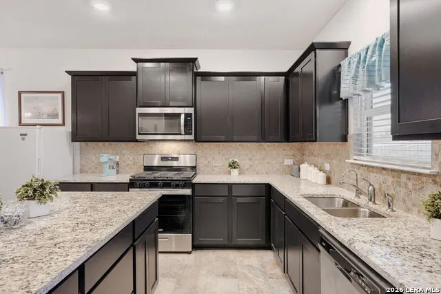 413 Blue Stem Road New Braunfels, TX 78130