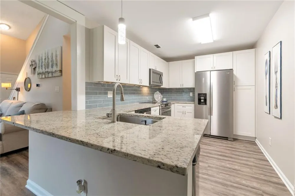 146 Johns Bluff Auburn, GA 30011