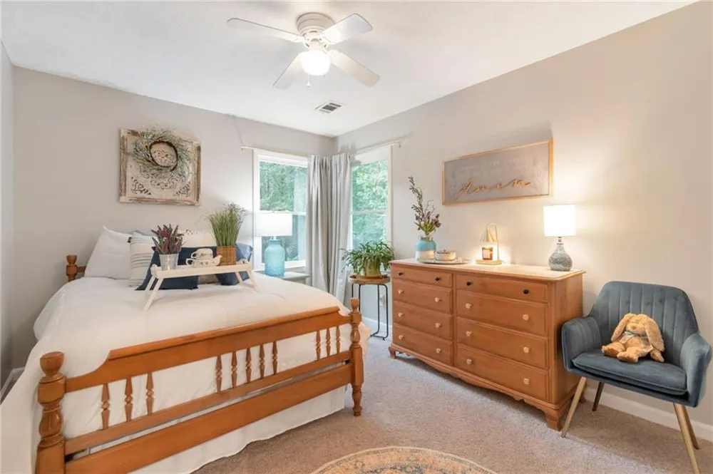 146 Johns Bluff Auburn, GA 30011