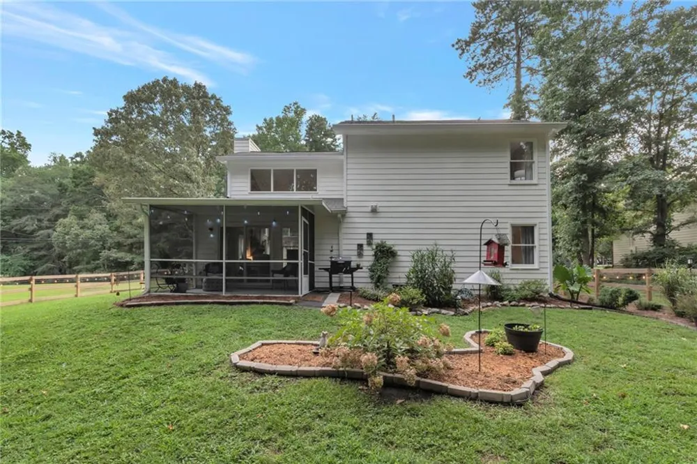 146 Johns Bluff Auburn, GA 30011