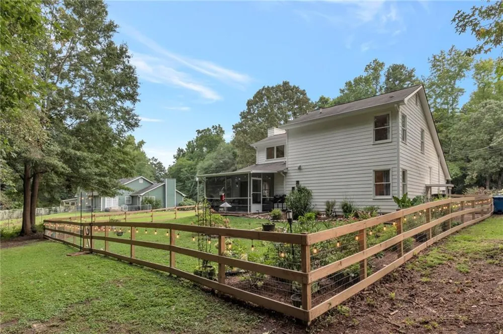 146 Johns Bluff Auburn, GA 30011