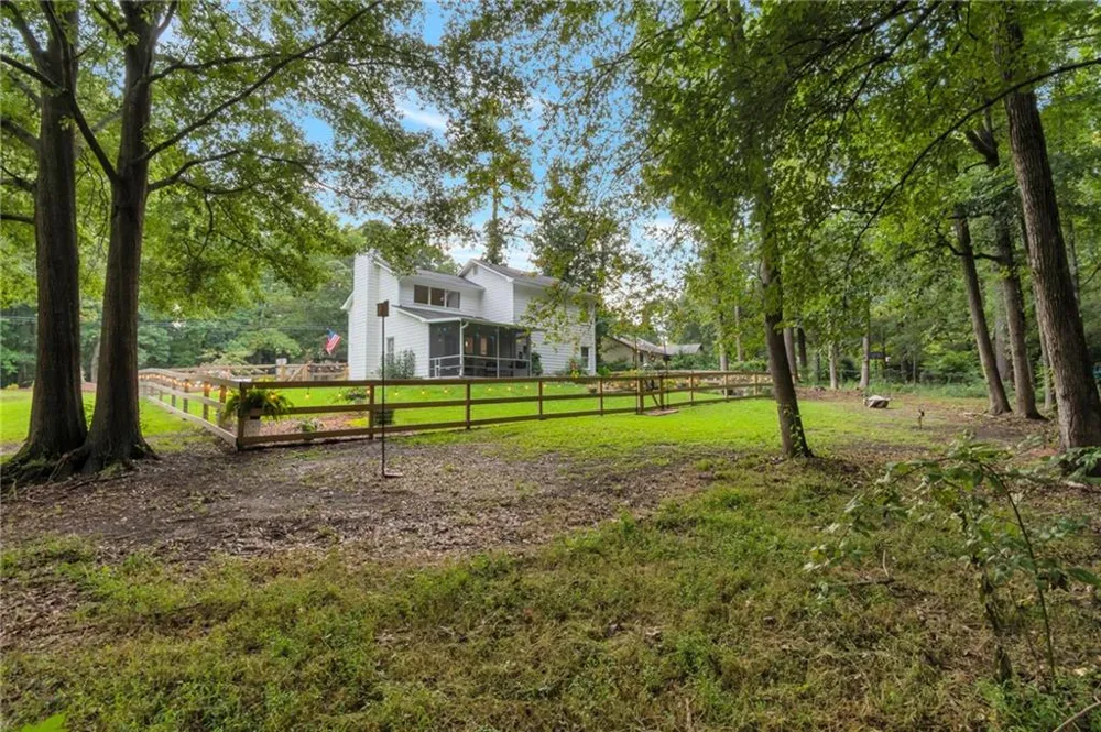 146 Johns Bluff Auburn, GA 30011