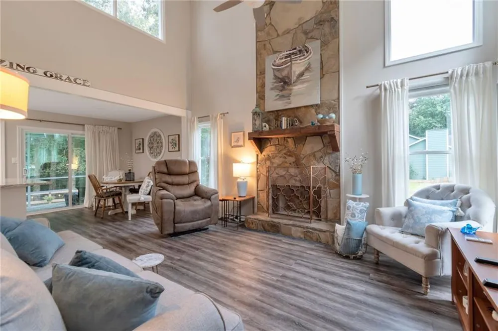 146 Johns Bluff Auburn, GA 30011