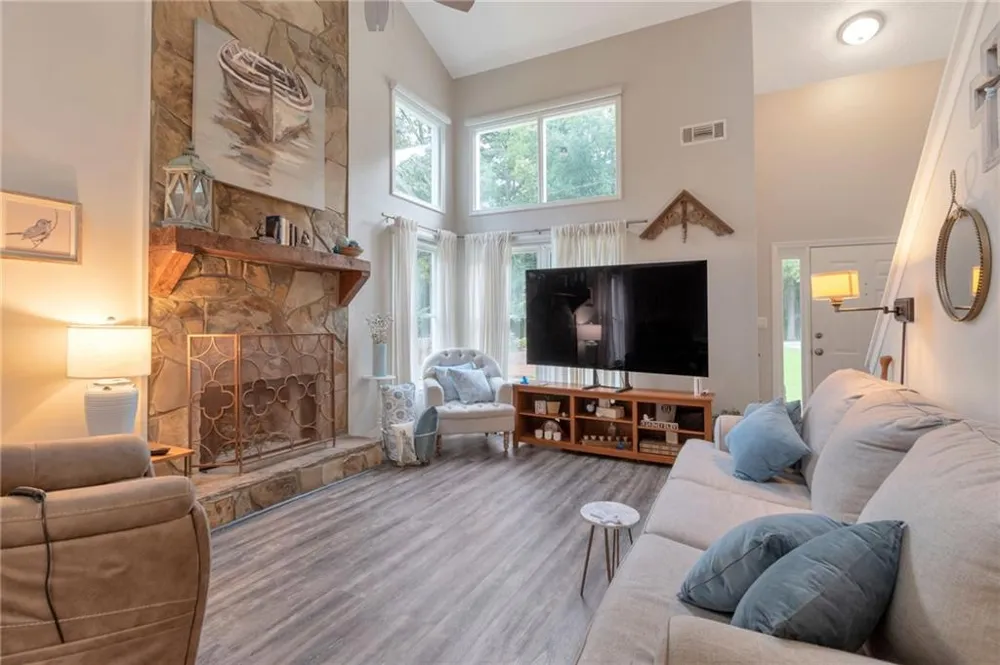 146 Johns Bluff Auburn, GA 30011