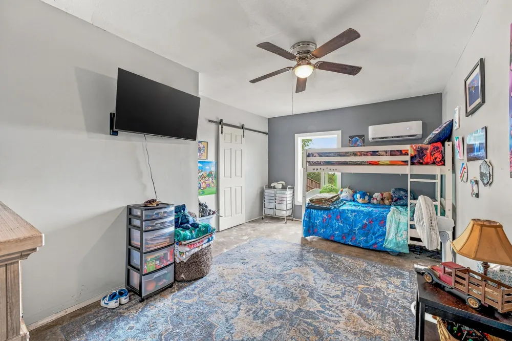 5351 Upper Denton Road Weatherford, TX 76085