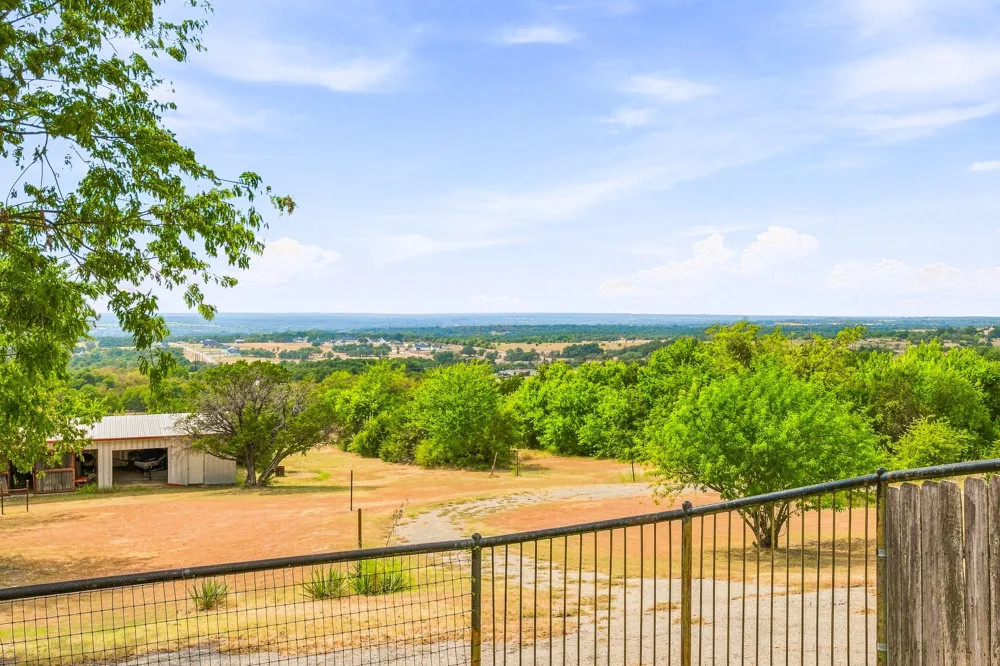 5351 Upper Denton Road Weatherford, TX 76085