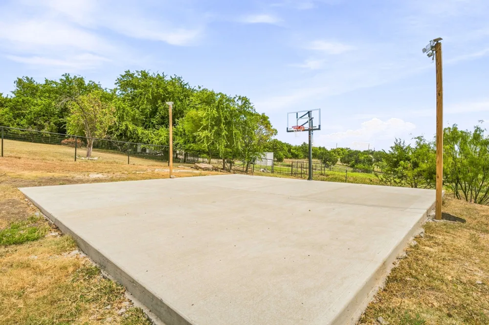 5351 Upper Denton Road Weatherford, TX 76085