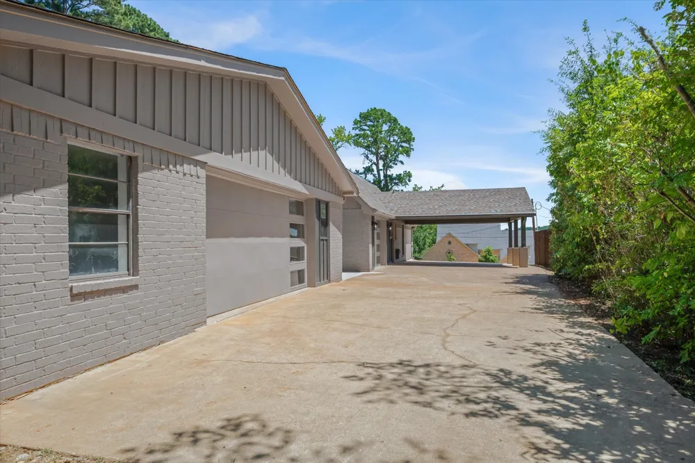1428 Lakeshore Hideaway, TX 75771