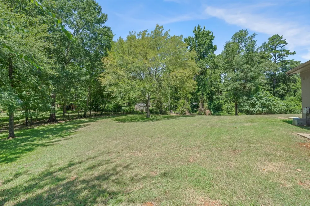 1428 Lakeshore Hideaway, TX 75771