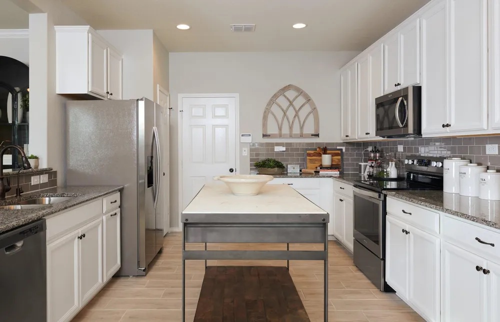 914 Silver Buckle Lane Montgomery, TX 77356