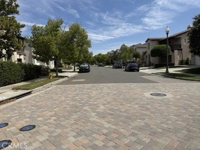27021 Channel Lane #19 Valencia, CA 91355