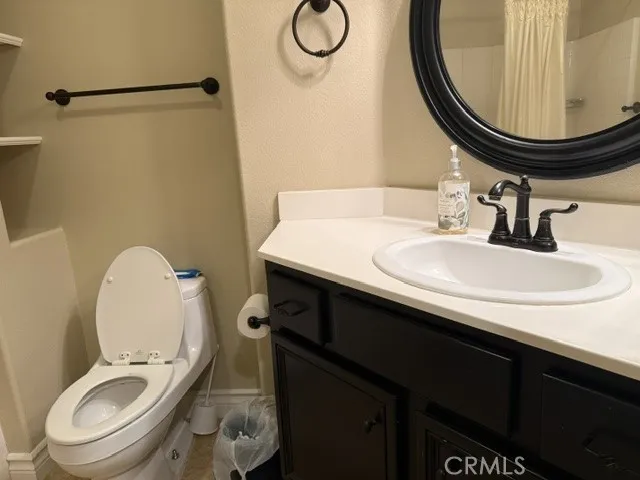 27021 Channel Lane #19 Valencia, CA 91355