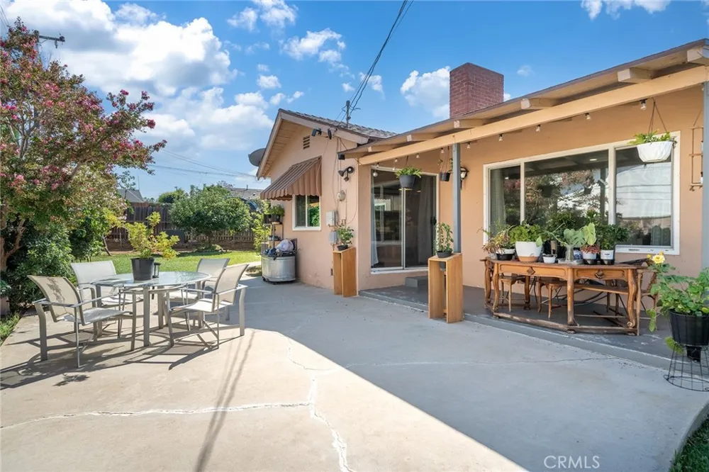 614 S Acacia West Covina, CA 91791
