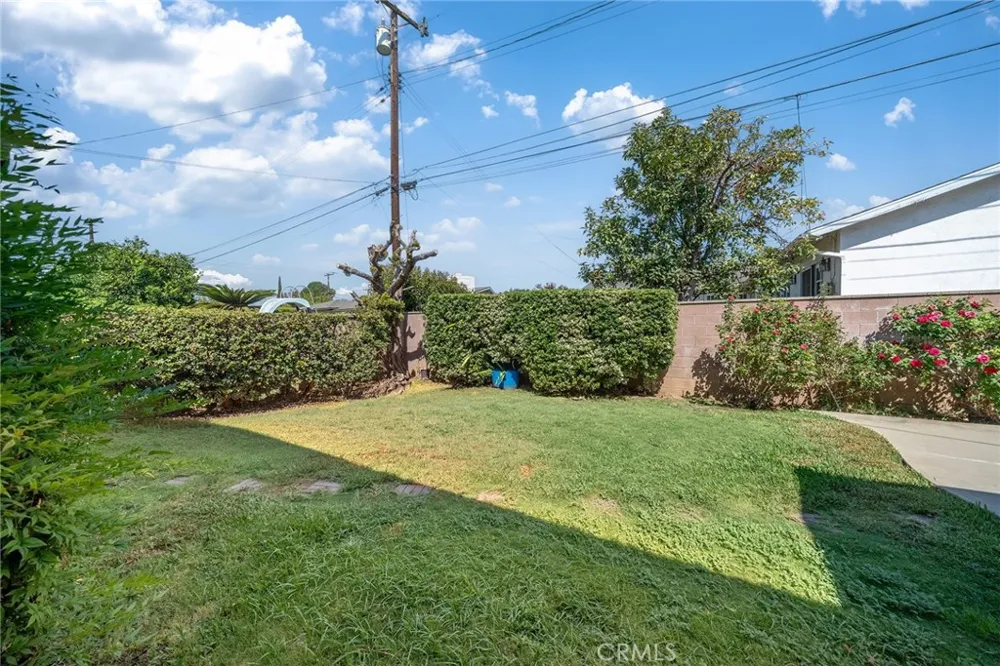 614 S Acacia West Covina, CA 91791