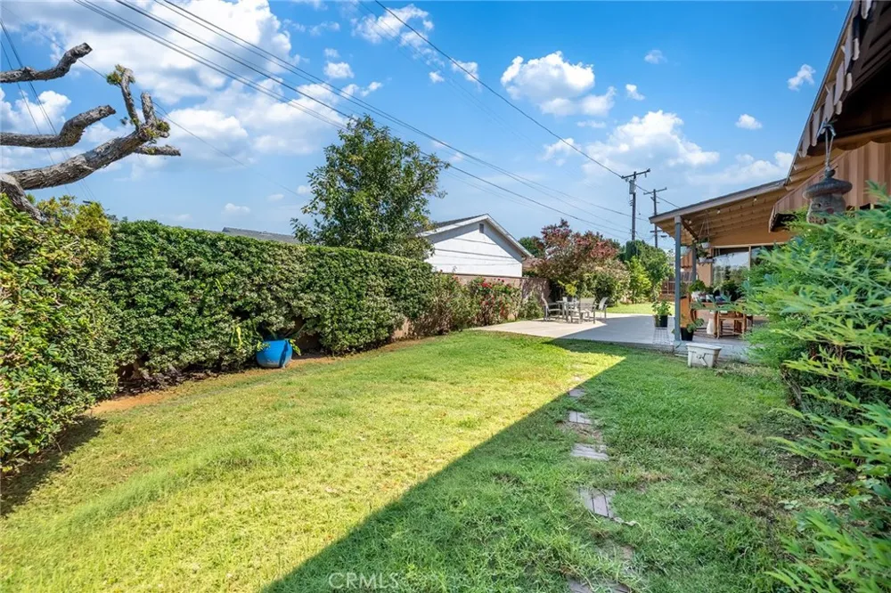 614 S Acacia West Covina, CA 91791