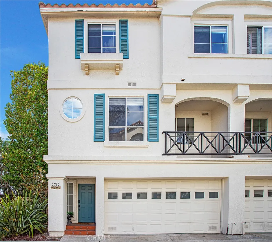 5415 Marine Avenue Hawthorne, CA 90260