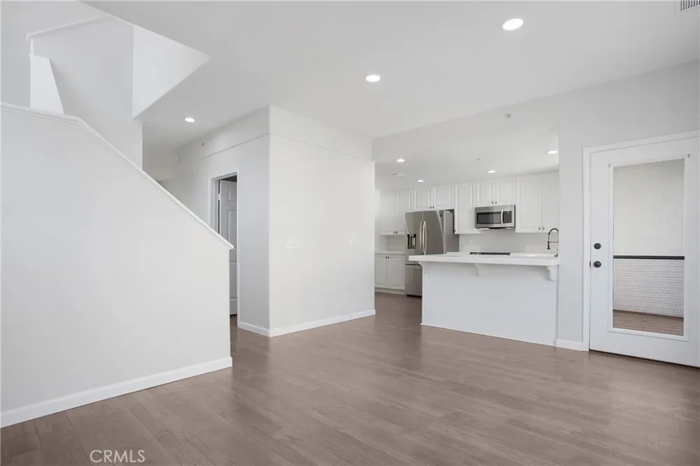 5415 Marine Avenue Hawthorne, CA 90260