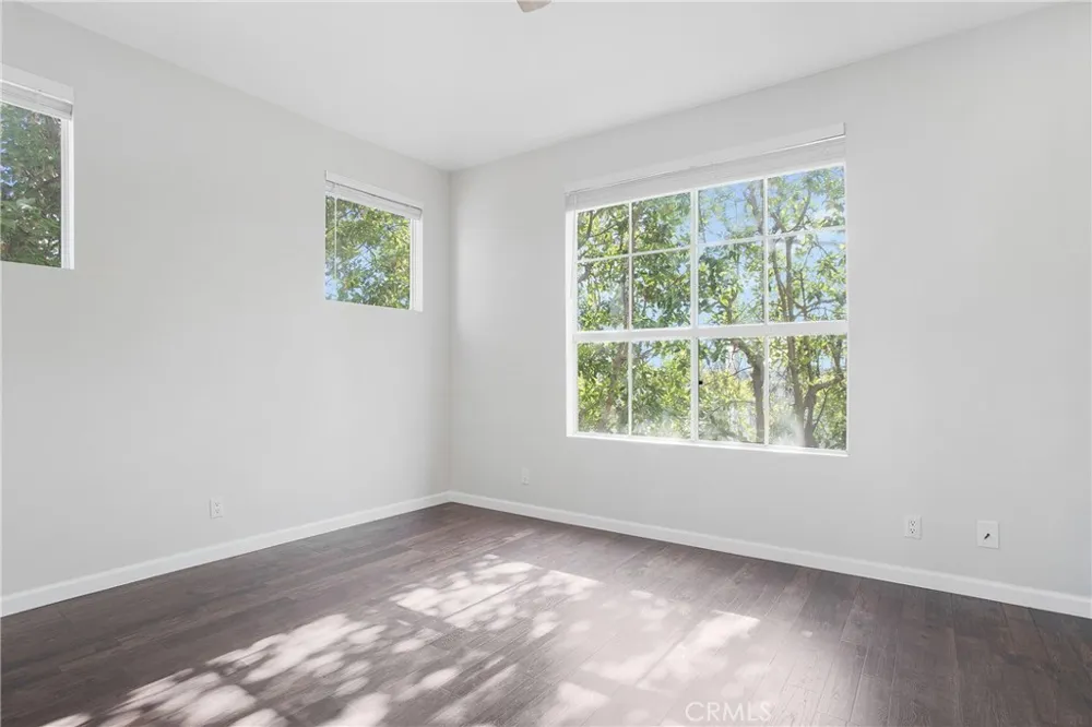5415 Marine Avenue Hawthorne, CA 90260