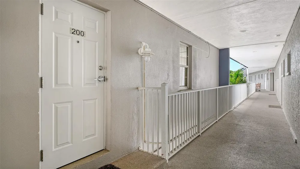 3453 GULF OF MEXICO DRIVE #200 Longboat Key, FL 34228