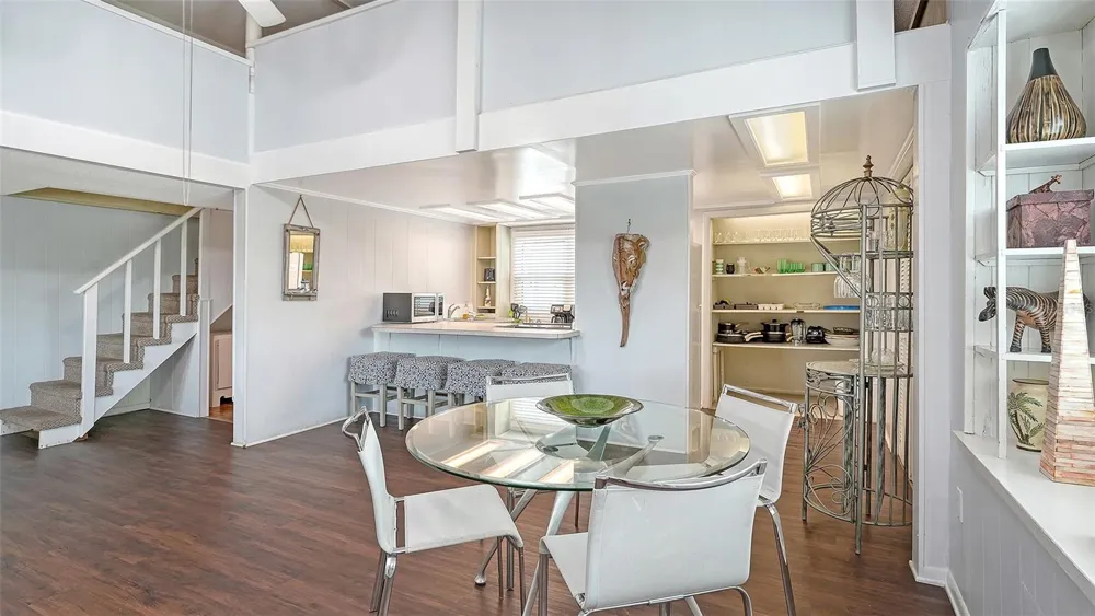 3453 GULF OF MEXICO DRIVE #200 Longboat Key, FL 34228