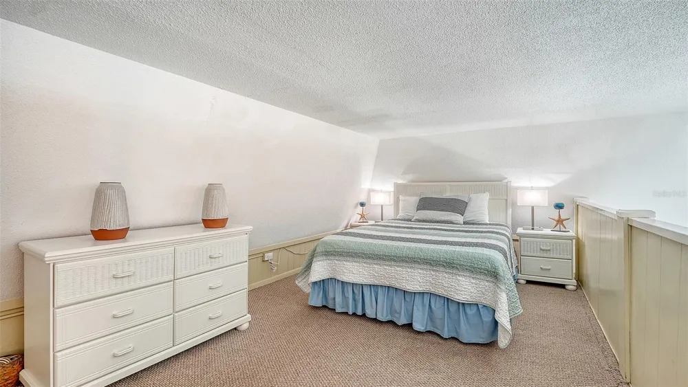 3453 GULF OF MEXICO DRIVE #200 Longboat Key, FL 34228