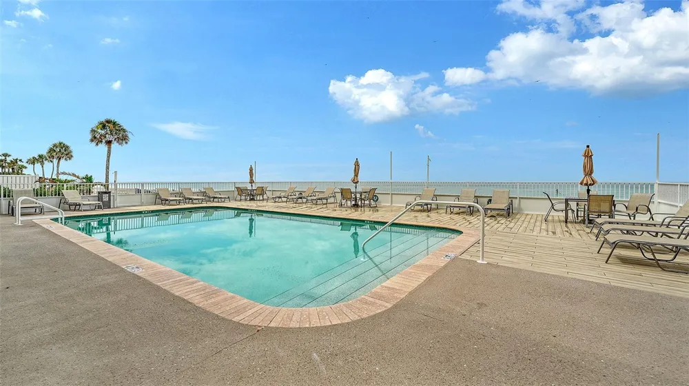 3453 GULF OF MEXICO DRIVE #200 Longboat Key, FL 34228