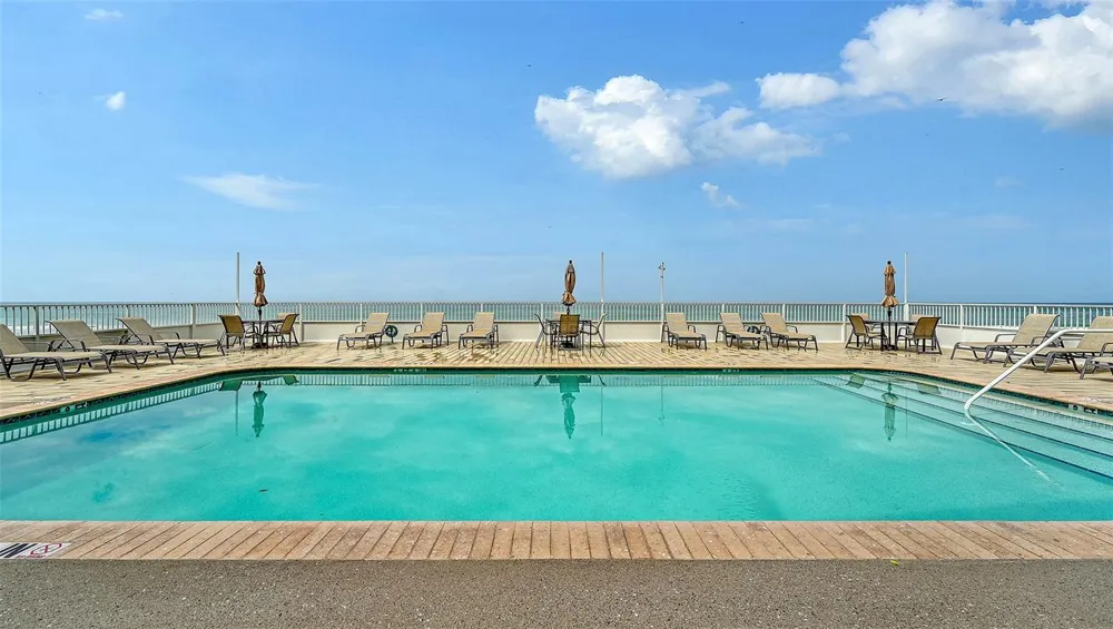 3453 GULF OF MEXICO DRIVE #200 Longboat Key, FL 34228
