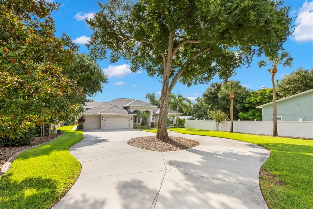 950 14TH AVENUE S Safety Harbor, FL 34695