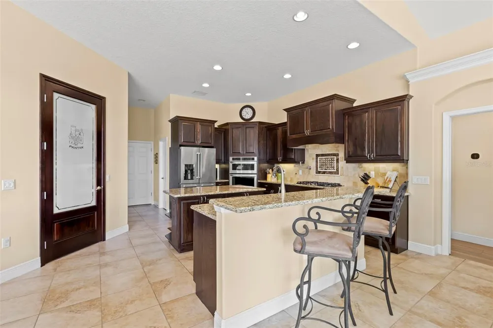 950 14TH AVENUE S Safety Harbor, FL 34695