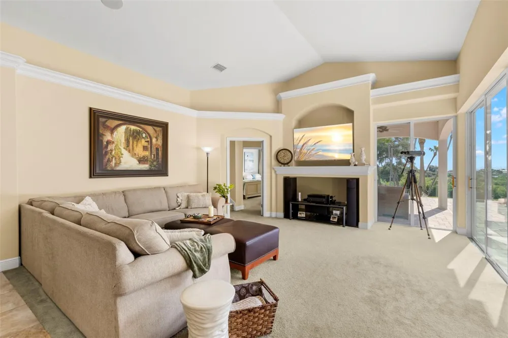 950 14TH AVENUE S Safety Harbor, FL 34695