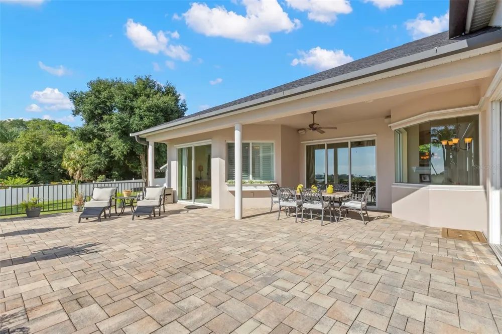 950 14TH AVENUE S Safety Harbor, FL 34695
