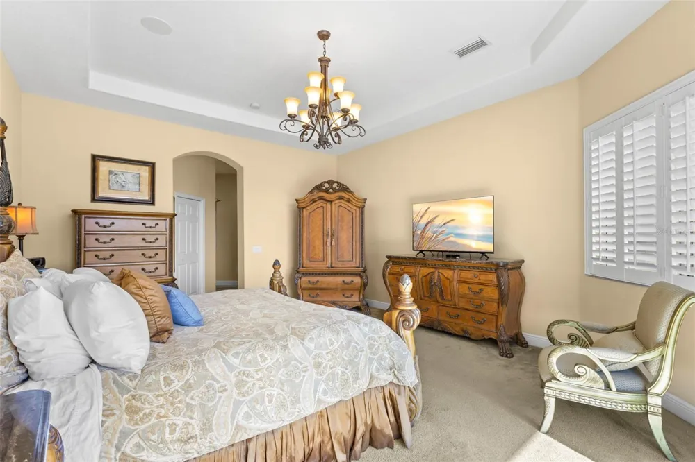950 14TH AVENUE S Safety Harbor, FL 34695