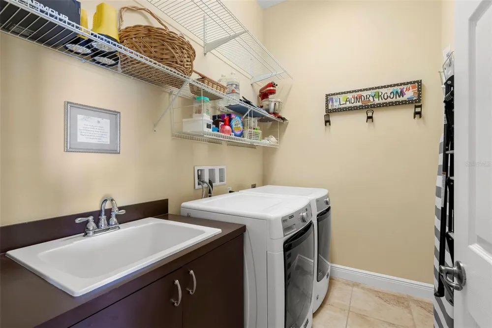 950 14TH AVENUE S Safety Harbor, FL 34695