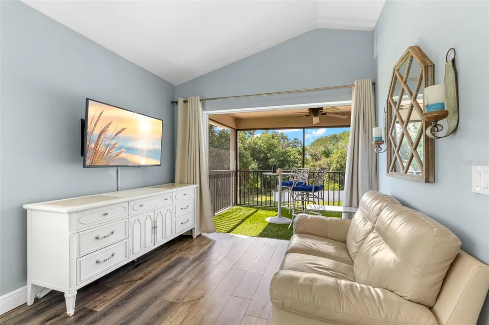 950 14TH AVENUE S Safety Harbor, FL 34695